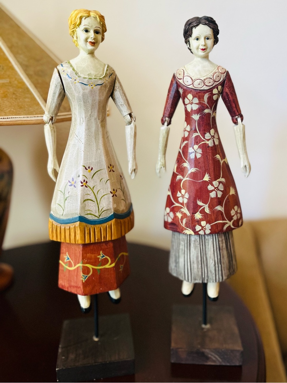Pair of Foreside vintage wooden painted folk art lady figurines. NWT with tags.
